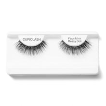 Încarcă imaginea în Galerie, Cupio Gene Banda Vegan Faux Mink Messy Doll