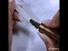 Încarcă și redă videoclipul în Galerie, Cupio Oja Semipermanenta To Go! Colorfall Collection - Garden Escape