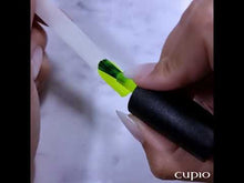 Încarcă și redă videoclipul în Galerie, Cupio Lac de Unghii Neon In The City - Positano 15ml