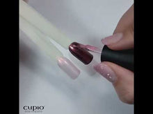 Încarcă și redă videoclipul în Galerie, Cupio Oja Semipermanenta Miss Grace - Cherry On Top