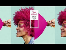 Încarcă și redă videoclipul în Galerie, Wella Professionals Color Fresh Create Mask Rose 150ml - Masca cu Pigment Roz Trandafir