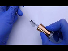 Încarcă și redă videoclipul în Galerie, Cupio Oja Semipermanenta To Go! Gold Collection Holo'S Silver Star 15ml