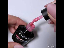 Încarcă și redă videoclipul în Galerie, Cupio Oja Semipermanenta Smoothie Tropical Bliss 10ml