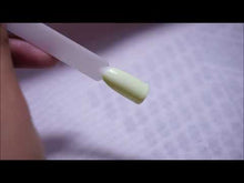 Încarcă și redă videoclipul în Galerie, Cupio Oja Semipermanenta To Go! Macarons - Limoncello