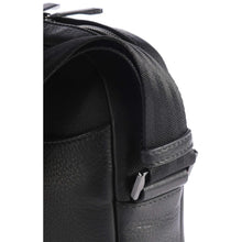 Încarcă imaginea în Galerie, Porsche Design Roadster Shoulderbag XS Black - Geanta