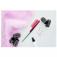Încarcă imaginea în Galerie, Tangle Teezer Back Combing Pink Embrace - Perie pentru Par cu Volum