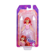 Încarcă imaginea în Galerie, Disney Princess Mini Papusa Ariel 9cm
