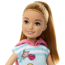 Încarcă imaginea în Galerie, Barbie Set Papusa Stacie si Catelul de Companie
