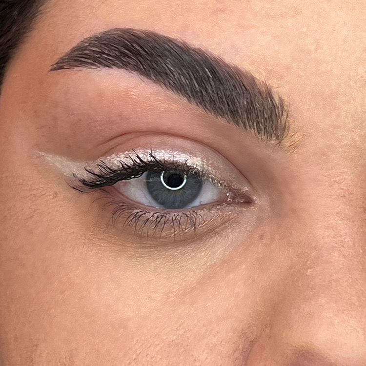 Layla Cosmetics To Infinity Primer and Eyeshadow Waterproof No 1 - Fard de Ochi
