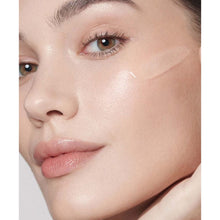 Încarcă imaginea în Galerie, 111SKIN Dark Spot Correcting Serum 30ml - Ser Corector Pentru Pete Pigmentare
