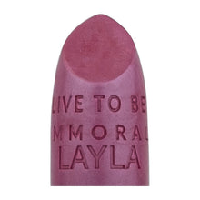 Încarcă imaginea în Galerie, Layla Cosmetics Immoral Shine Lipstick No 16 Doll Smile - Ruj Intens Hidratant
