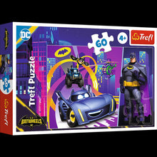 Încarcă imaginea în Galerie, Trfl Puzzle 60 Piese - Batman si Vehiculele Lui
