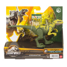 Încarcă imaginea în Galerie, Jurassic World Dino Trackers Strike Attack Dinozaur Atrociraptor
