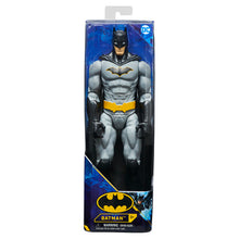 Încarcă imaginea în Galerie, Batman Figurina in Costum Gri 30cm
