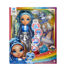 Încarcă imaginea în Galerie, Rainbow High Papusa Skyler Bradshaw
