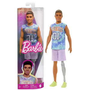 Barbie Papusa Ken Baiat Fashionistas Saten cu un Picior cu Proteza