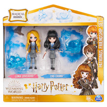 Încarcă imaginea în Galerie, Harry Potter Wizarding World Magical Set 2 Figurine Luna Lovegood si Cho Chang
