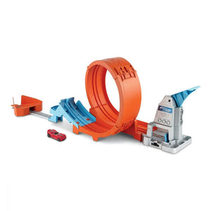 Hot Wheels Circuit Rapid cu Lansator pentru Cascadorii si Masinuta Exclusiva