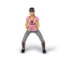 Încarcă imaginea în Galerie, Papo Rase de Cai si Ponei Figurina Calareata Moderna
