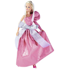 Încarcă imaginea în Galerie, Steffi Love Papusa in Tinuta de Gala
