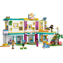 Încarcă imaginea în Galerie, Lego Friends Scoala Internationala din Heartlake
