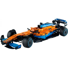 Încarcă imaginea în Galerie, Lego Technic McLaren F1
