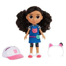 Încarcă imaginea în Galerie, Gabbys Dollhouse Papusa de Calatorie 20.3cm
