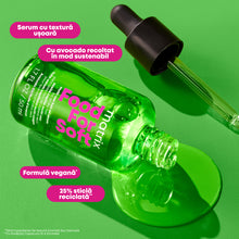 Încarcă imaginea în Galerie, Matrix Food For Soft - Ulei de Avocado si Acid Hialuronic Par Uscat 30ml
