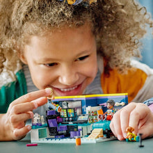 Încarcă imaginea în Galerie, Lego Friends Camera lui Nova
