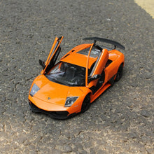 Încarcă imaginea în Galerie, Rastar 1:20 Masinuta Metalica Lamborghini Gallardo LP560-4 Portocaliu
