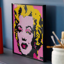 Încarcă imaginea în Galerie, Lego Art Andy Warhol Marilyn Monroe
