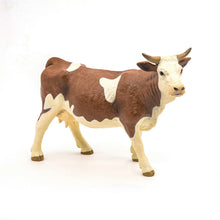 Încarcă imaginea în Galerie, Papo Prietenii de la Ferma  Figurina Vaca Simmental
