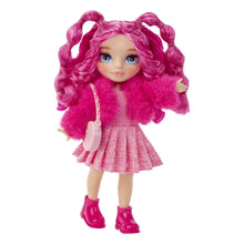 Încarcă imaginea în Galerie, Rainbow High Littles Papusa Magenta Monroe
