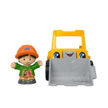 Încarcă imaginea în Galerie, Fisher Price Little People Little People Vehicul Buldozer 10cm
