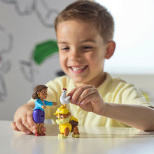 Încarcă imaginea în Galerie, Patrula Catelusilor Patrula Catelusilor Set Figurine Eroi De Salvare Rubble si Mayor Goodway
