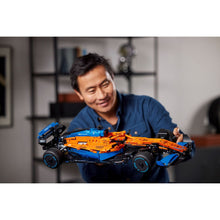 Încarcă imaginea în Galerie, Lego Technic McLaren F1
