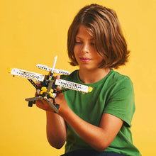 Încarcă imaginea în Galerie, Lego Technic Avion Pentru Zone Greu Accesibile
