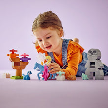 Încarcă imaginea în Galerie, Lego Duplo Disney Elsa si Bruni in Padurea Fermecata
