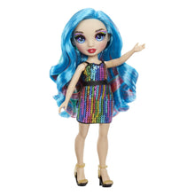 Încarcă imaginea în Galerie, Rainbow High Papusa Fashionista Amaya Raine
