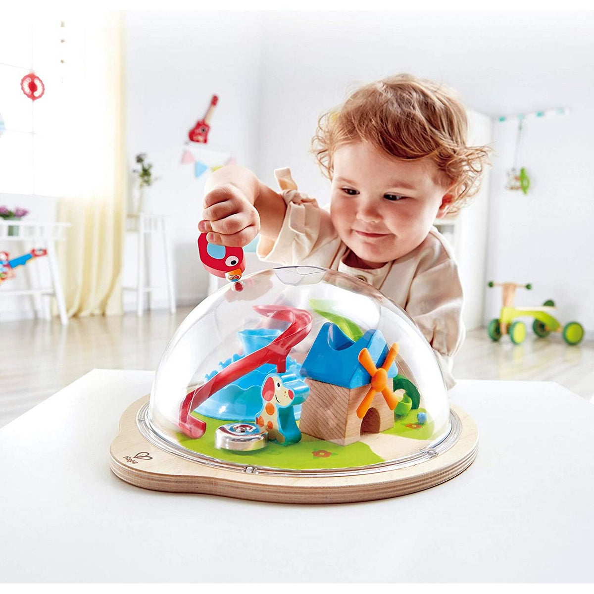 Hape Labirint Magnetic cu Bile Colorate