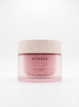 Încarcă imaginea în Galerie, The Ritual of Sakura Whipped Body Cream – Crema de Corp 200ml
