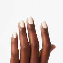 Încarcă imaginea în Galerie, OPI Gel Color Lac Semipermanent - My Vampire is Buff 15ml
