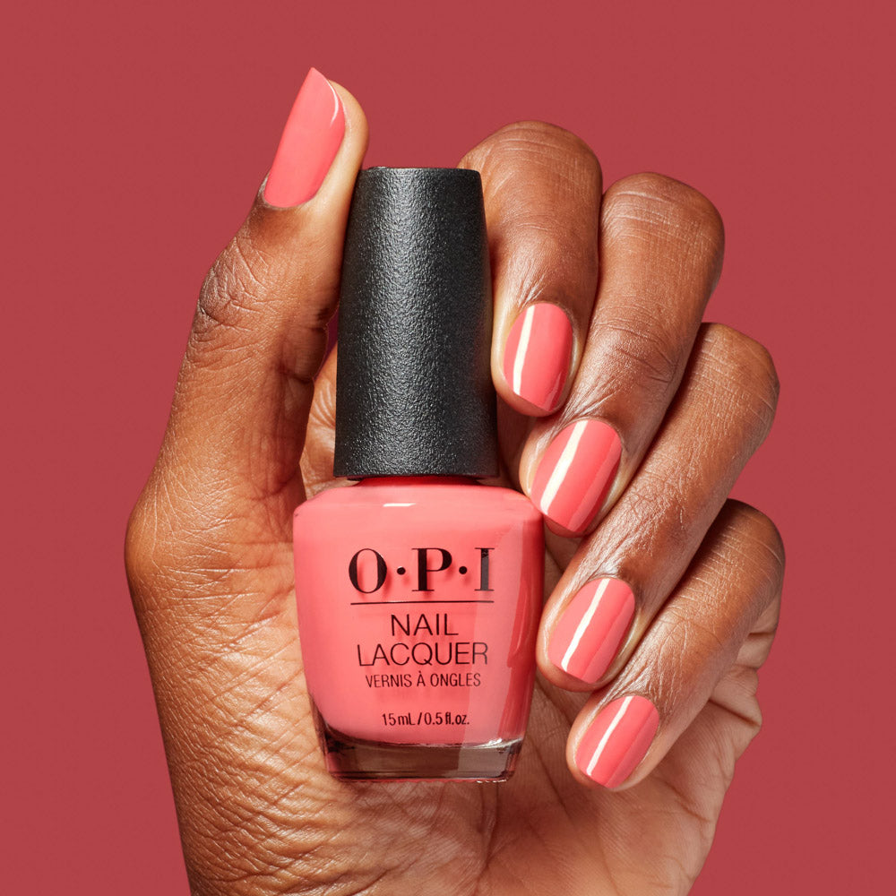 OPI Mani-tude Collection Lac de Unghii Pigmentat - Bubblegum Goth 15ml Roz