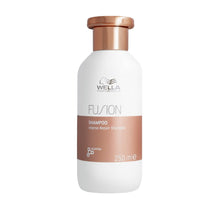 Încarcă imaginea în Galerie, Wella Professionals Care Fusion Shampoo 250ml - Sampon de Reparare
