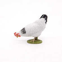 Încarcă imaginea în Galerie, Papo Prietenii de la Ferma Figurina Gaina Alba
