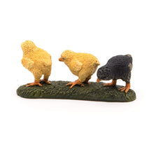 Încarcă imaginea în Galerie, Papo Prietenii de la Ferma Figurina Puisori de Gaina
