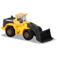 Încarcă imaginea în Galerie, Majorette Set 4 Masinute Metalice Volvo 7.5cm
