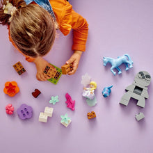 Încarcă imaginea în Galerie, Lego Duplo Disney Elsa si Bruni in Padurea Fermecata
