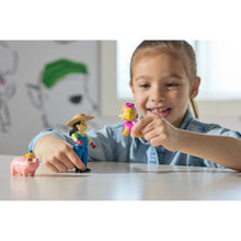 Încarcă imaginea în Galerie, Patrula Catelusilor Patrula Catelusilor Set Figurine Eroi De Salvare Skye si Farmer Yumi
