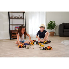 Încarcă imaginea în Galerie, Majorette Volvo Basculanta 20cm
